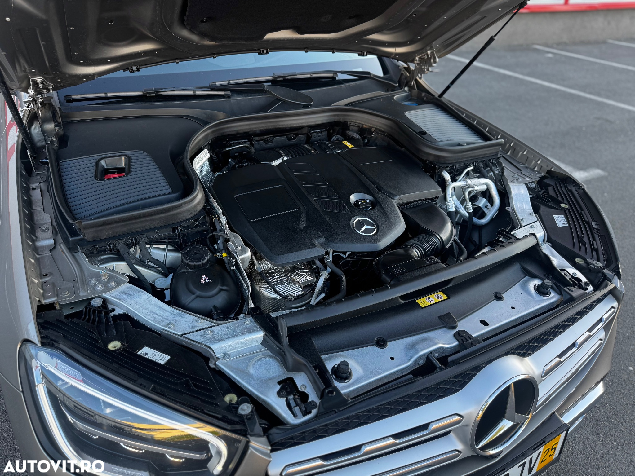 Mercedes-Benz GLC 220 d 4Matic 9G-TRONIC Exclusive - 38