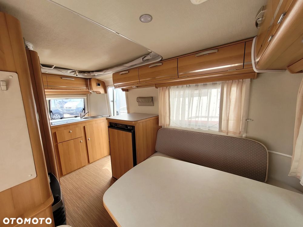 Weinsberg CARATWO 390, DMC 1200, 2022r. przedsionek - 9