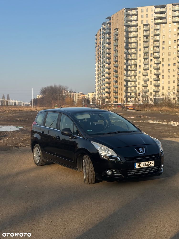 Peugeot 5008 1.6 THP Allure - 1