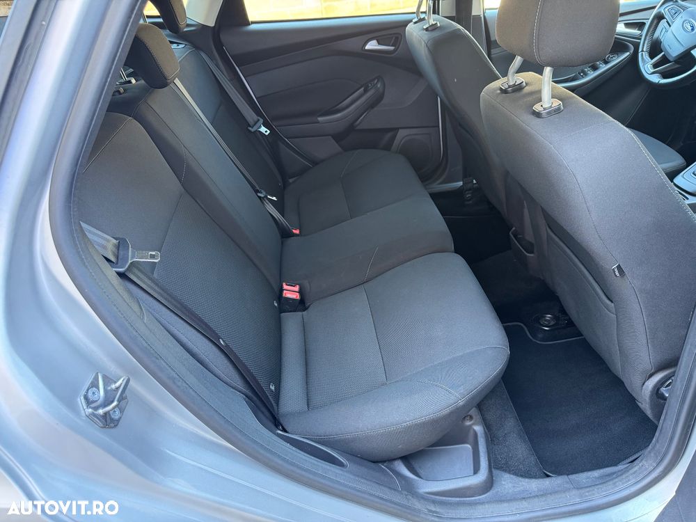 Ford Focus 1.5 TDCi Trend - 10