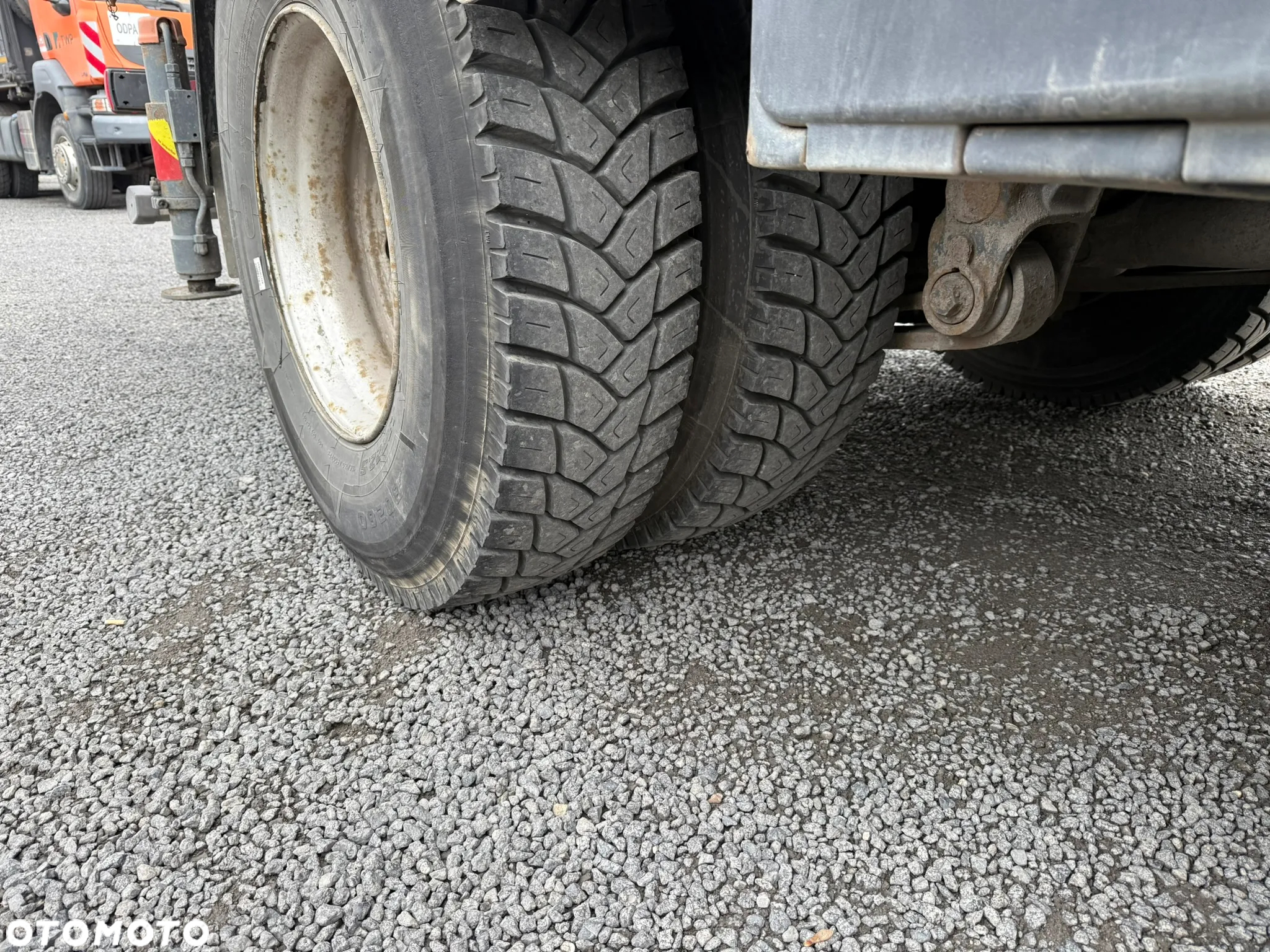 Renault Premium P370.19 - 10