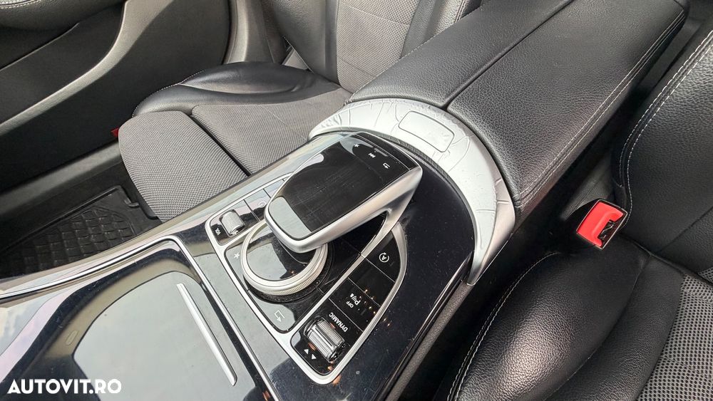 Mercedes-Benz C - 3