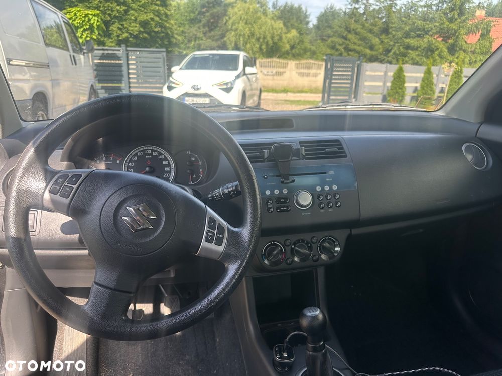 Suzuki Swift 1.3 GLX / Comfort - 8
