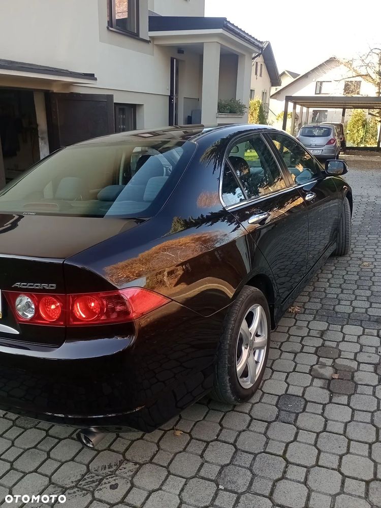 Honda Accord 2.0 Executive - 4