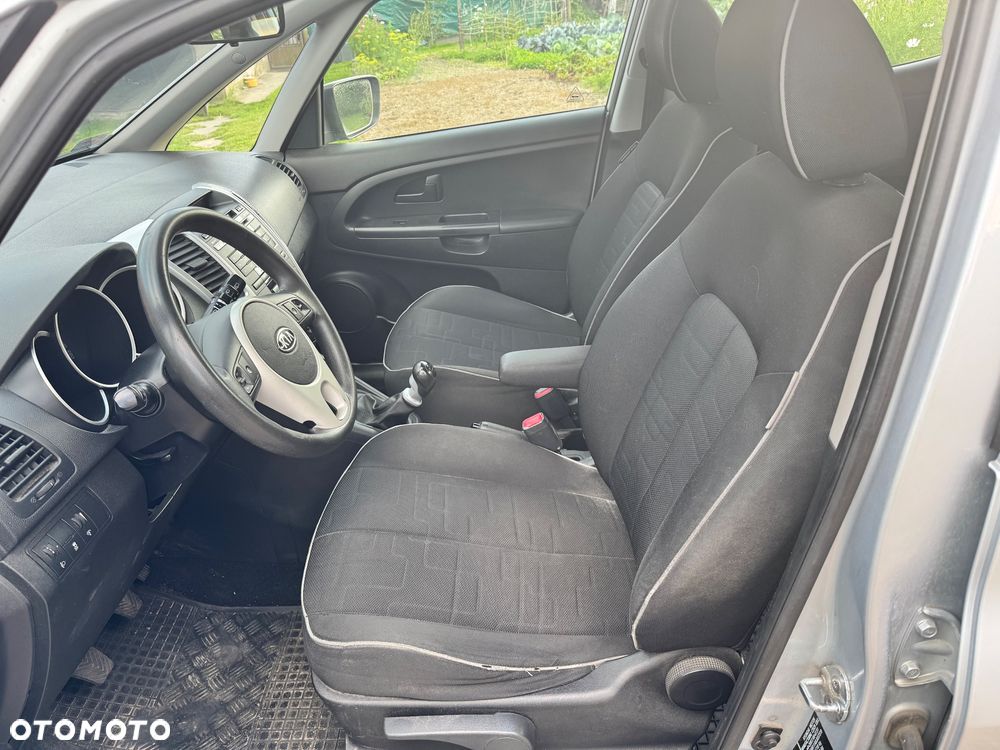 Kia Venga 1.4 S - 6