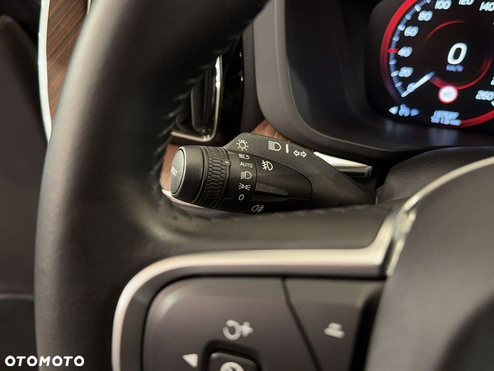 Volvo XC 60 - 23