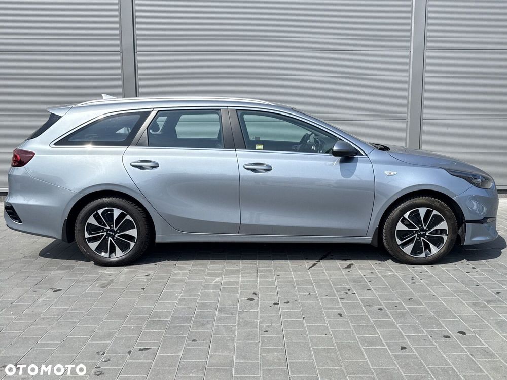 Kia Ceed 1.5 T-GDI M - 13