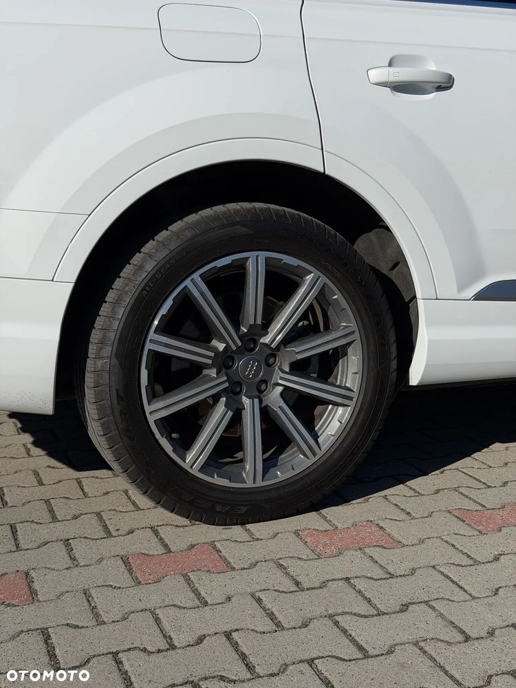 Audi Q7 - 29