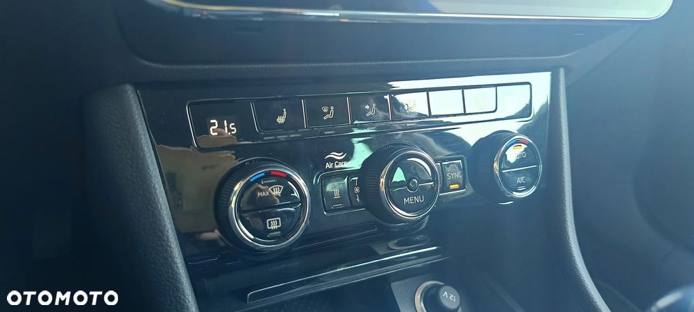 Skoda Superb 2.0 TDI DSG Style - 15
