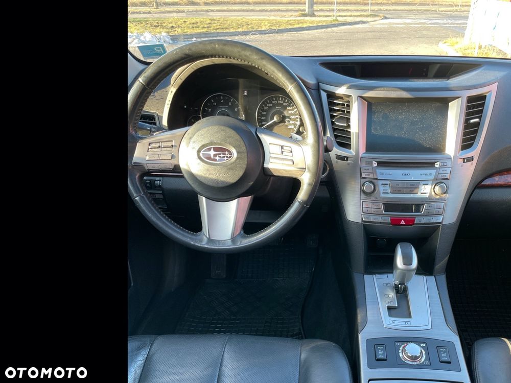 Subaru Outback 3.6 R Exclusive Navi - 9
