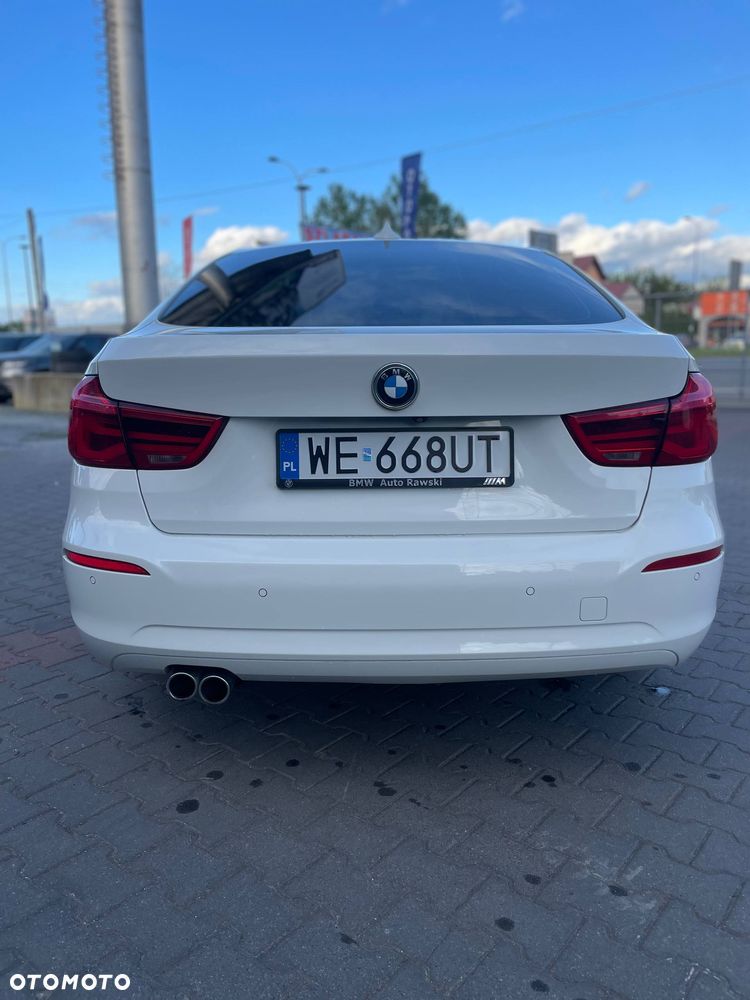 BMW Seria 3 320d xDrive Advantage - 24