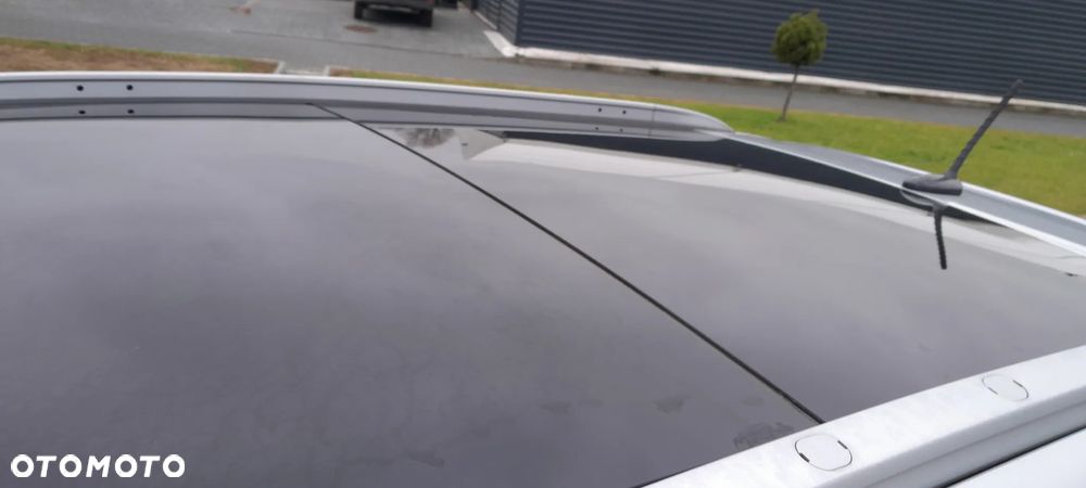 Hyundai ix35 2.0 CRDi Premium 4WD - 21