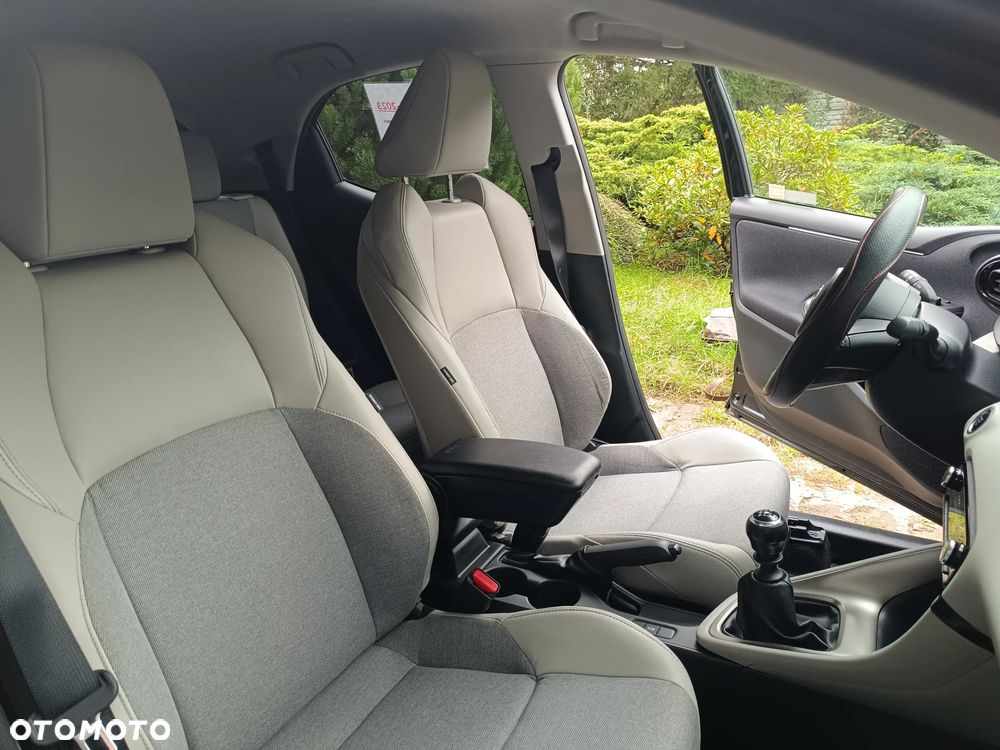 Toyota Yaris - 13