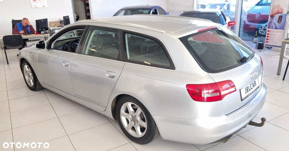 Audi A6 Avant - 4