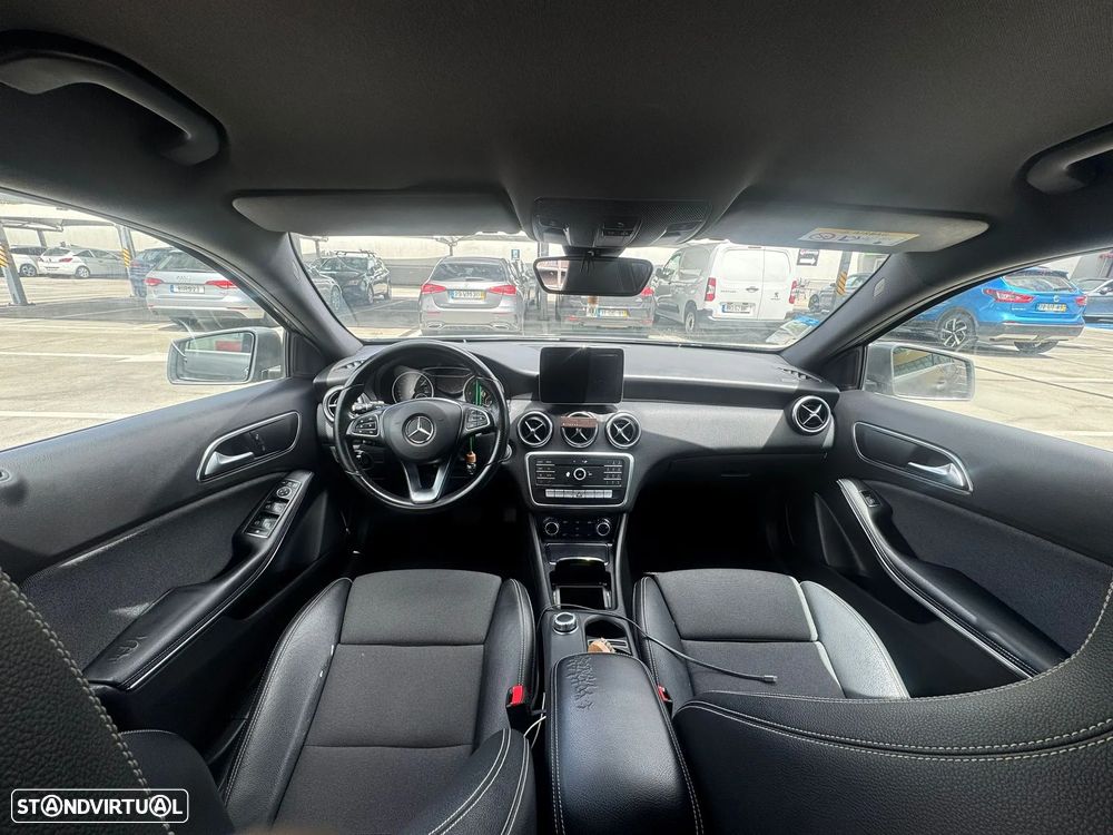 Mercedes-Benz A 180 d AMG Line Aut. - 14