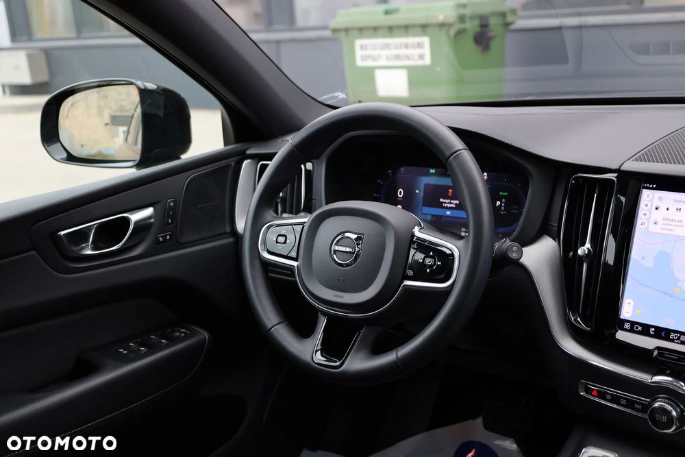Volvo XC 60 T8 AWD Polestar Engineered - 24