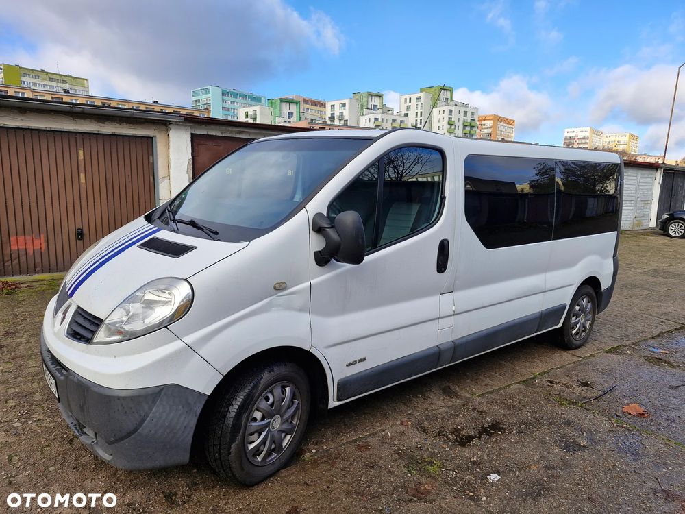 Renault Trafic FAP Combi L2H1 teilverglast - 3