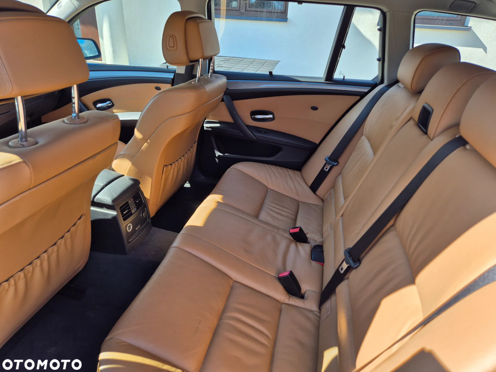 BMW Seria 5 520i - 2
