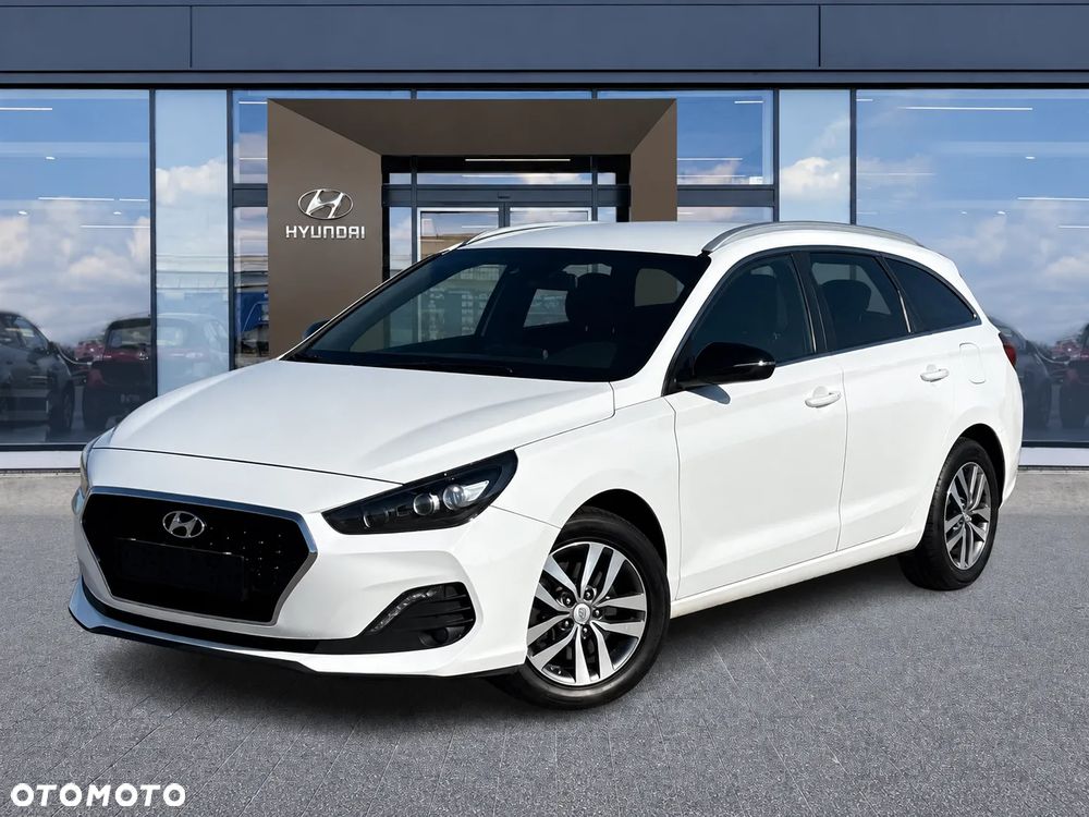 Hyundai i30 1.6 D Comfort DCT - 1