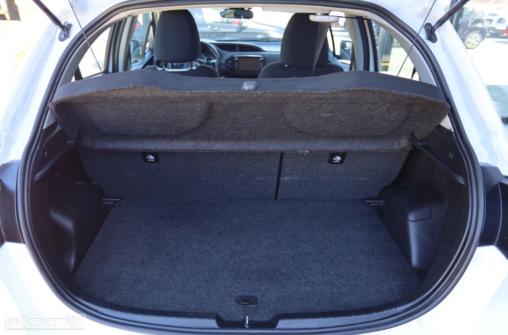 Toyota Yaris - 18