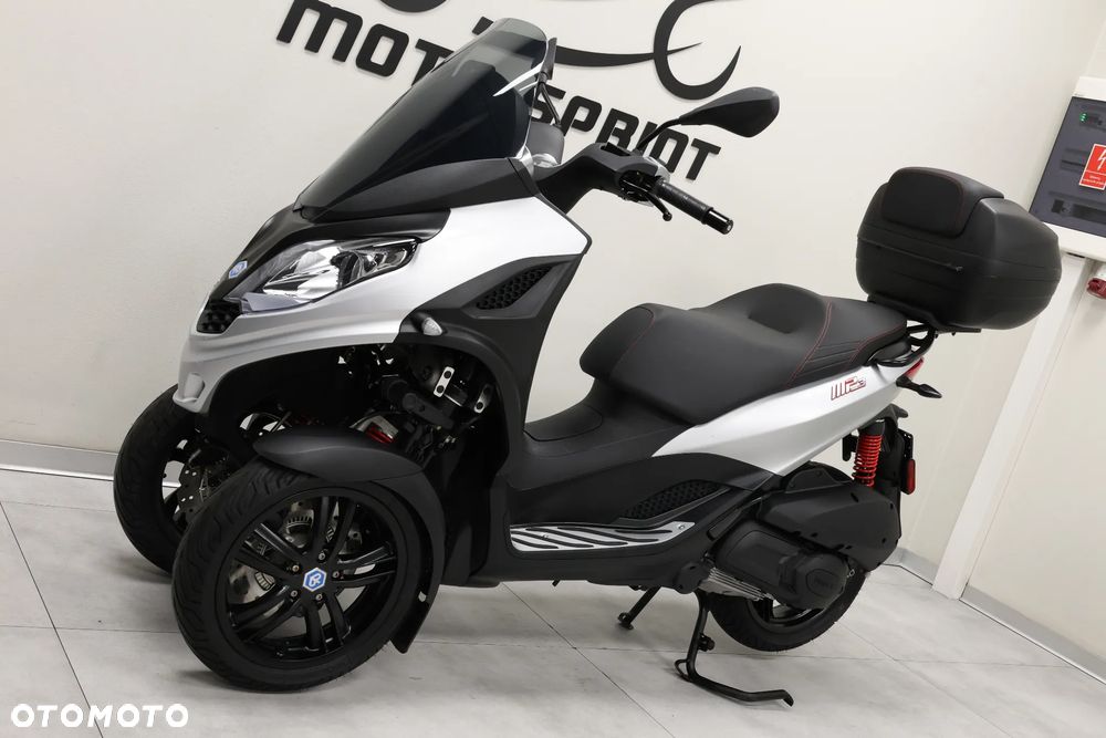 Piaggio MP-3 - 9