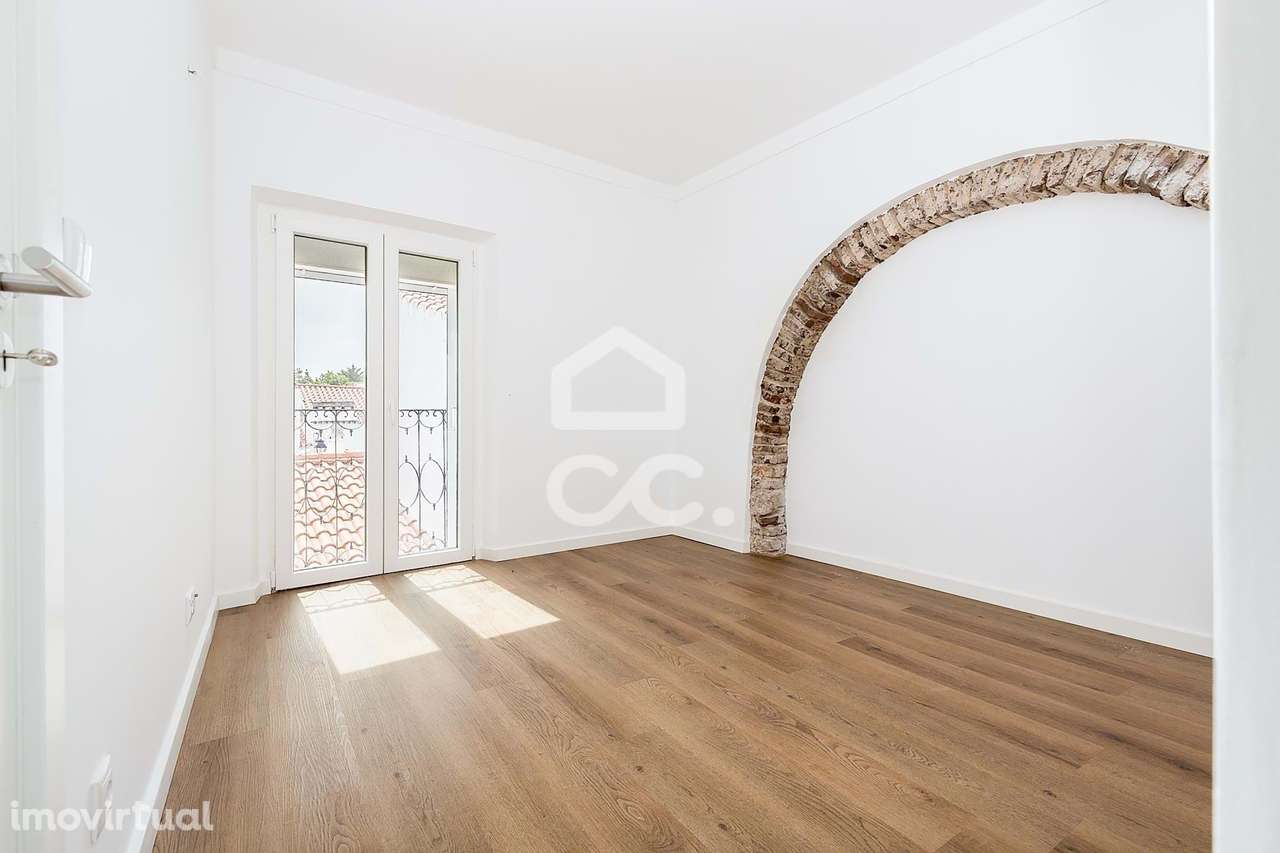 Moradia T2+1 recuperada com Terraço no Centro Histórico de Évora - Grande imagem: 2/29