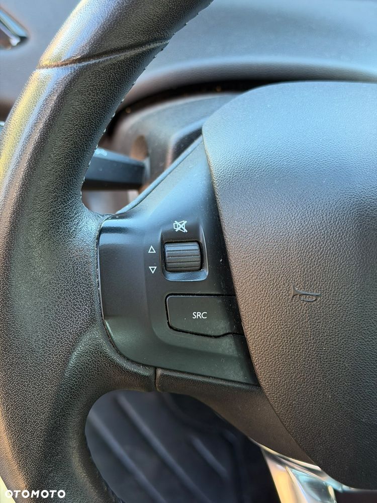 Peugeot 208 PureTech 68 Urban Move - 23