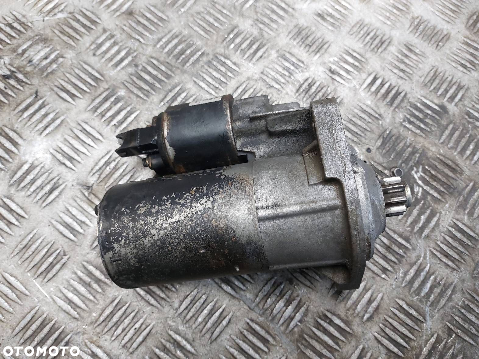 ROZRUSZNIK VOLKSWAGEN BORA I 1.6 16V 020911023F - 5