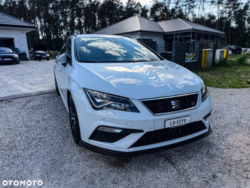 Seat Leon 1.5 eTSI OPF DSG FR Black Edition - 5