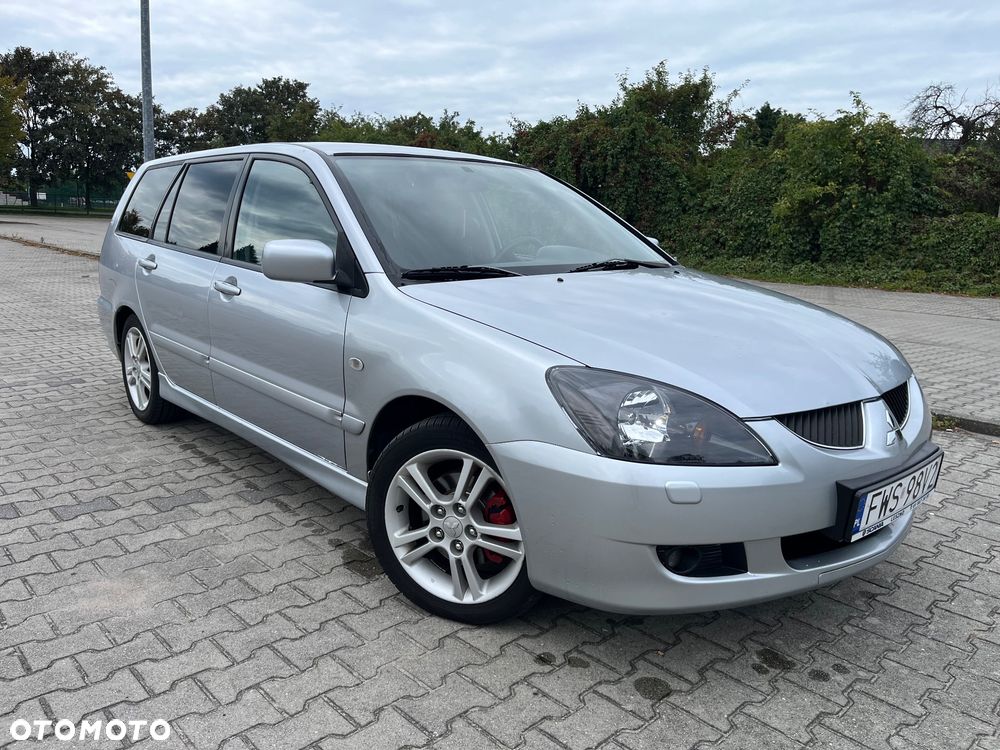 Mitsubishi Lancer - 1