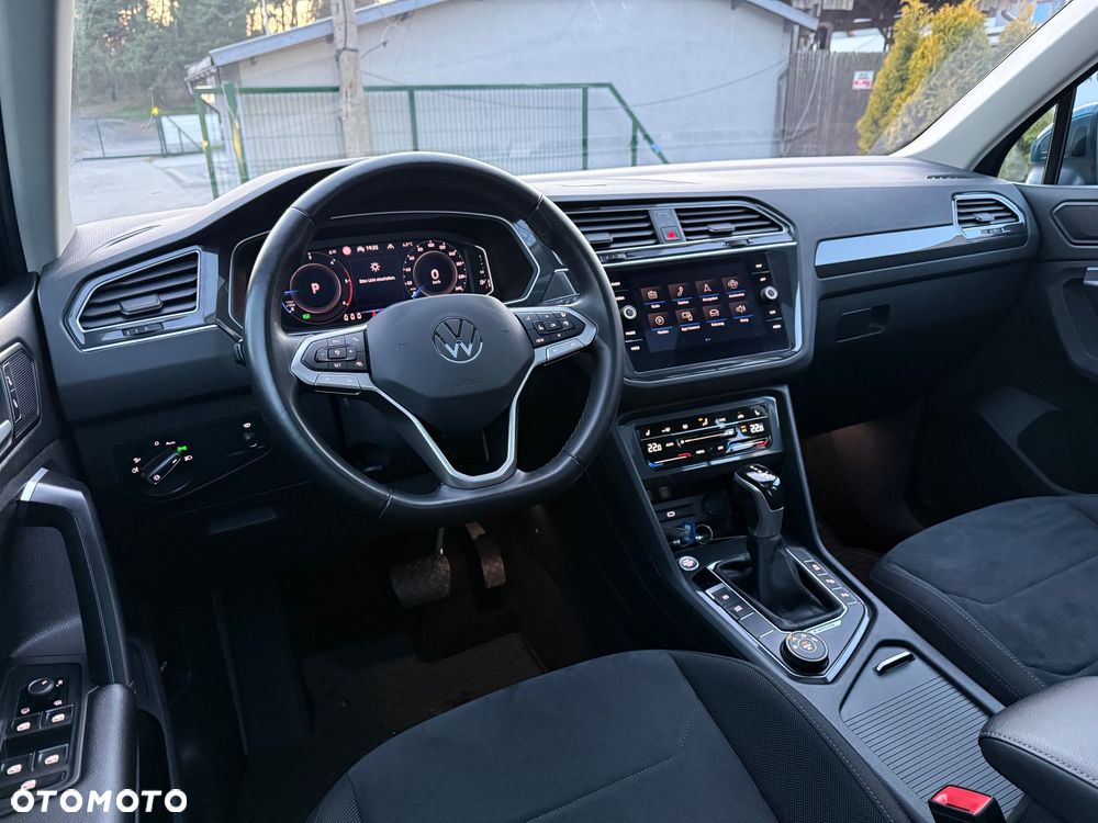 Volkswagen Tiguan 2.0 TDI SCR 4MotION DSG Elegance - 16