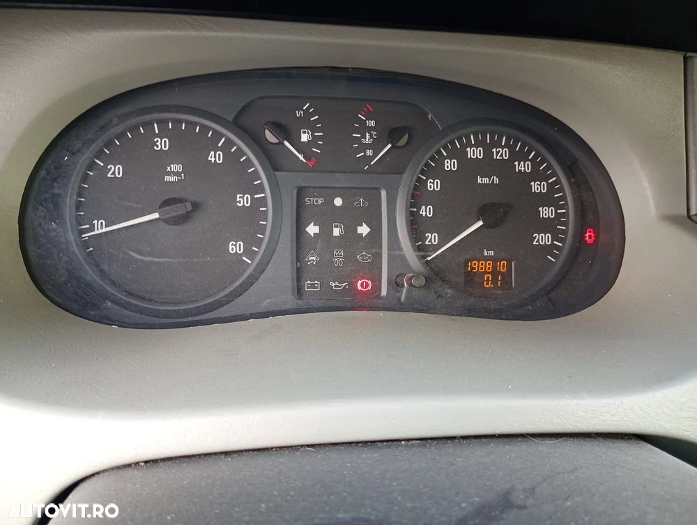 Opel Vivaro - 6