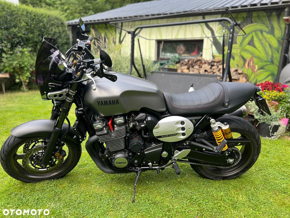 Yamaha XJR - 2