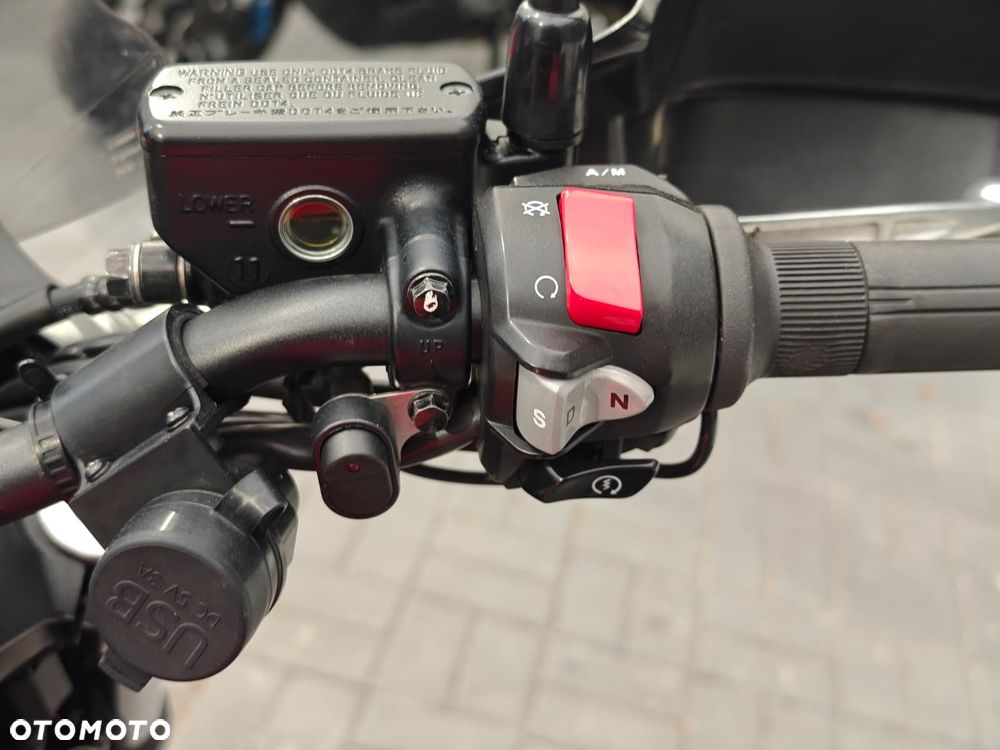 Honda NC - 9