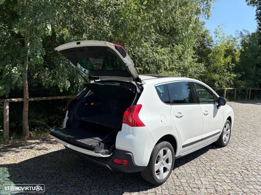Peugeot 3008 1.6 HDi Executive - 10