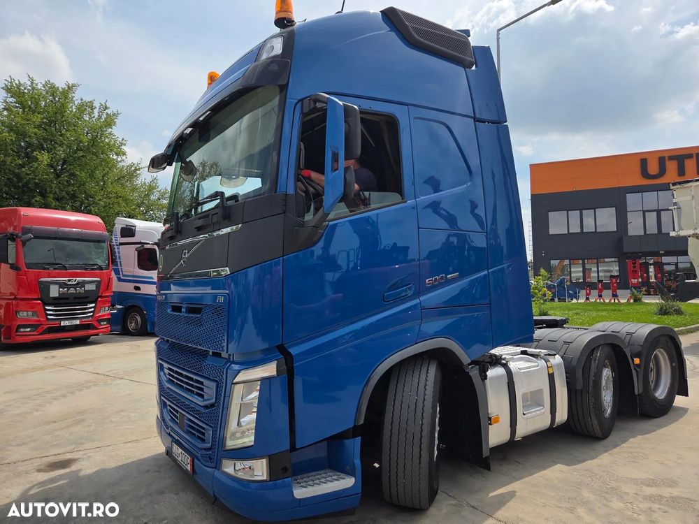 Volvo FH500, 6x2/4-AXA LIFTABILA si VIRATOARE, 500 CP euro 6, 2018, 553.963km, rulat in GERMANIA, Aeropachet, 2 paturi, frigider, 2 girofaruri, 2 rezervoare total 600l, Carte identitate RAR, posibil leasing 2 ani-STARE FOARTE BUNA-PROMOTIE 46.900 EUR+tva - 1