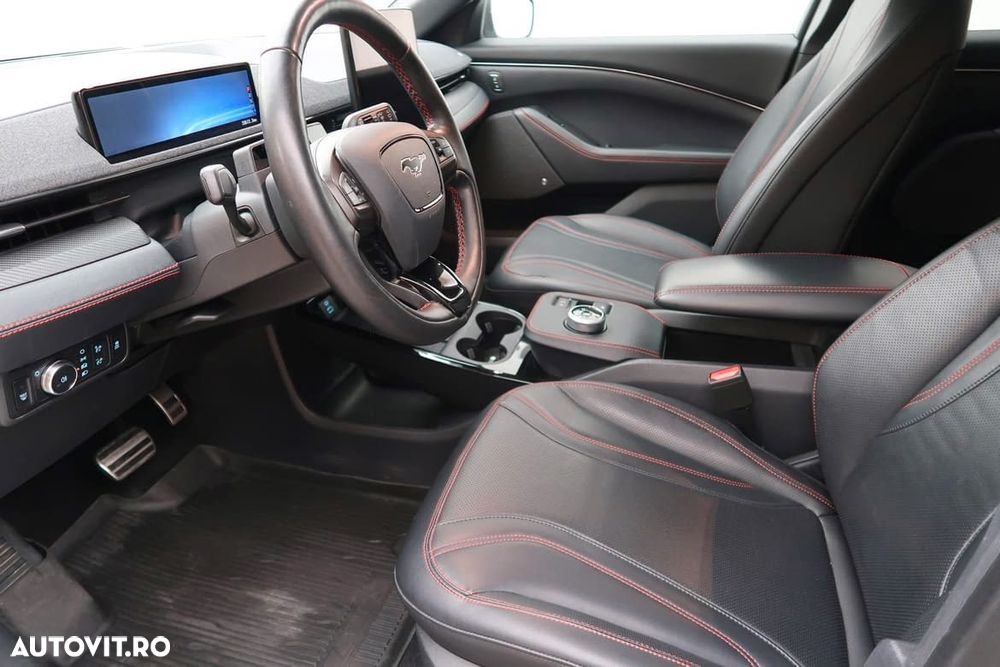 Ford Mustang Mach-E AWD Standard Range 198 kW Premium - 5