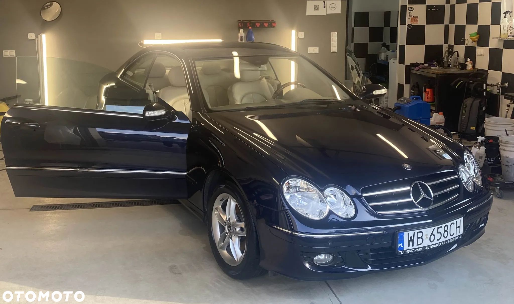 Mercedes-Benz CLK - 1