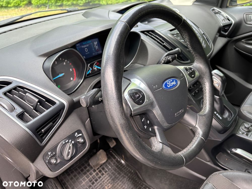 Ford Kuga - 21