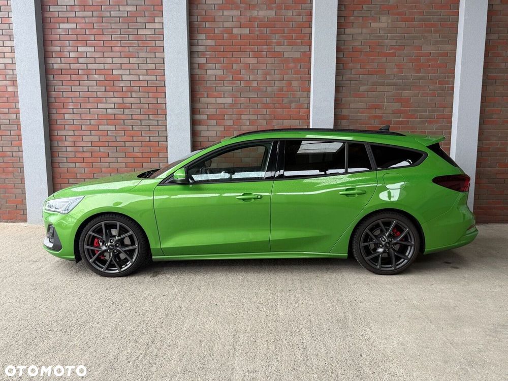 Ford Focus - 8