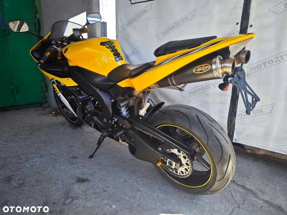 Yamaha YZF - 6