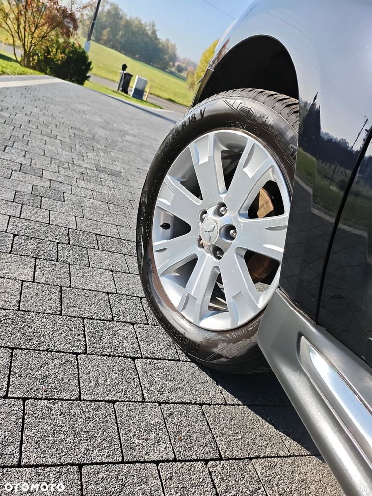 Mitsubishi Outlander 2011 photo 5
