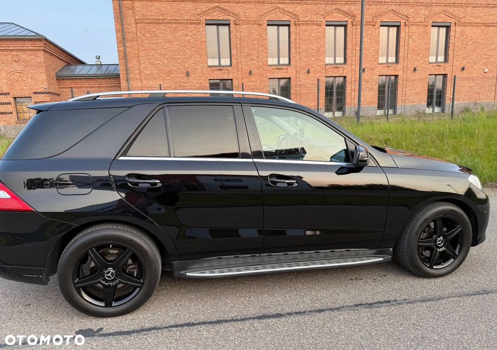 Mercedes-Benz ML 350 BlueTec 4-Matic - 9