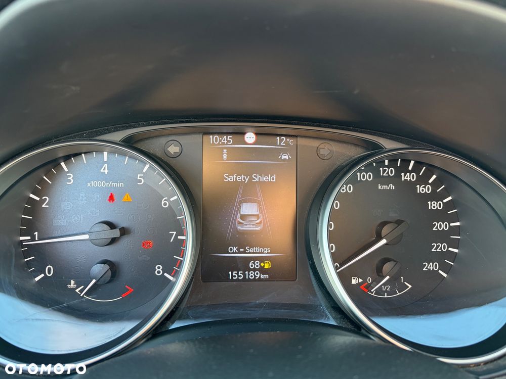 Nissan Qashqai - 14