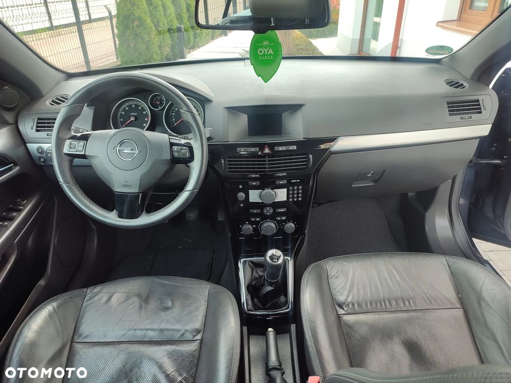 Opel Astra Twin Top 1.8 Cosmo - 8