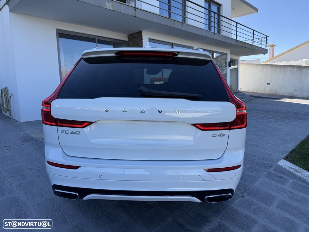 Volvo XC 60 2.0 D4 R-Design Geartronic - 6