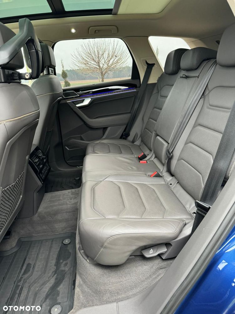 Volkswagen Touareg 3.0 V6 TDI SCR 4Mot - 9