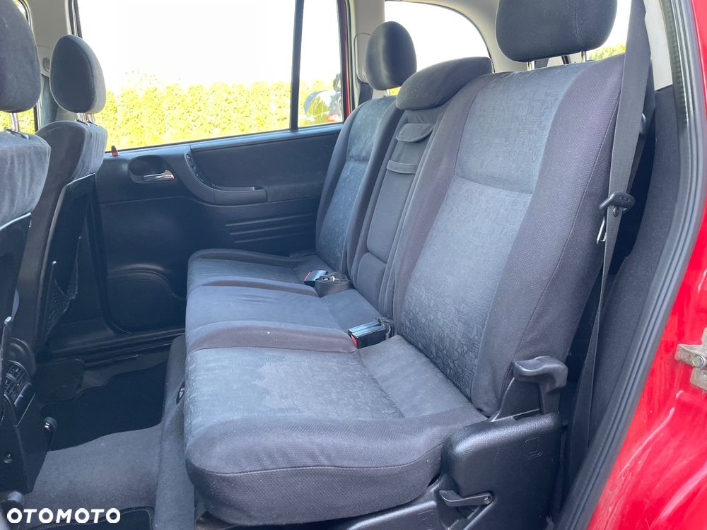 Opel Zafira 1.6 16V Elegance - 32