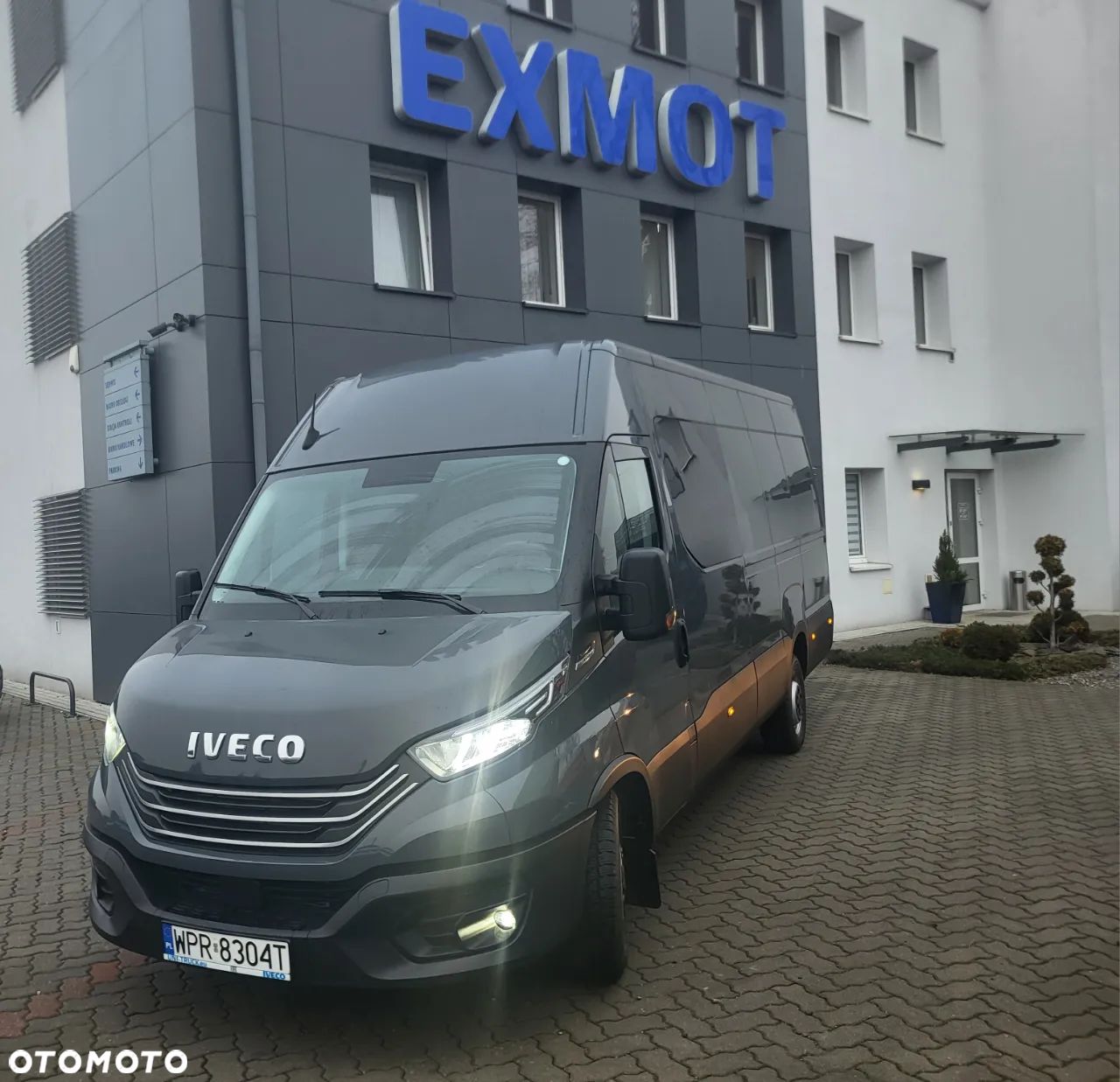 Iveco 35S18A8V Furgon 7-osobowy - 1