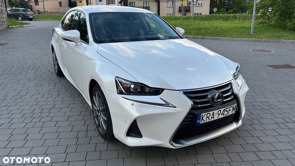 Lexus IS F SPORT - 16